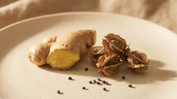 Heart notes: Ginger, Ambrette